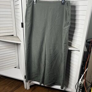 J Jill Wide Leg Pants Womens Size‎ Medium Cropped Pull On Modal Green **Flaw